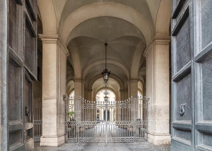 Palazzo Altieri Penthouse Appartement *