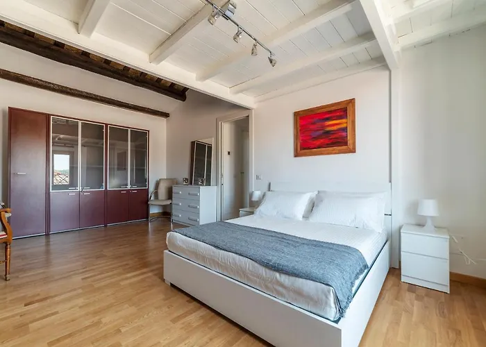 Palazzo Altieri Penthouse Appartement *